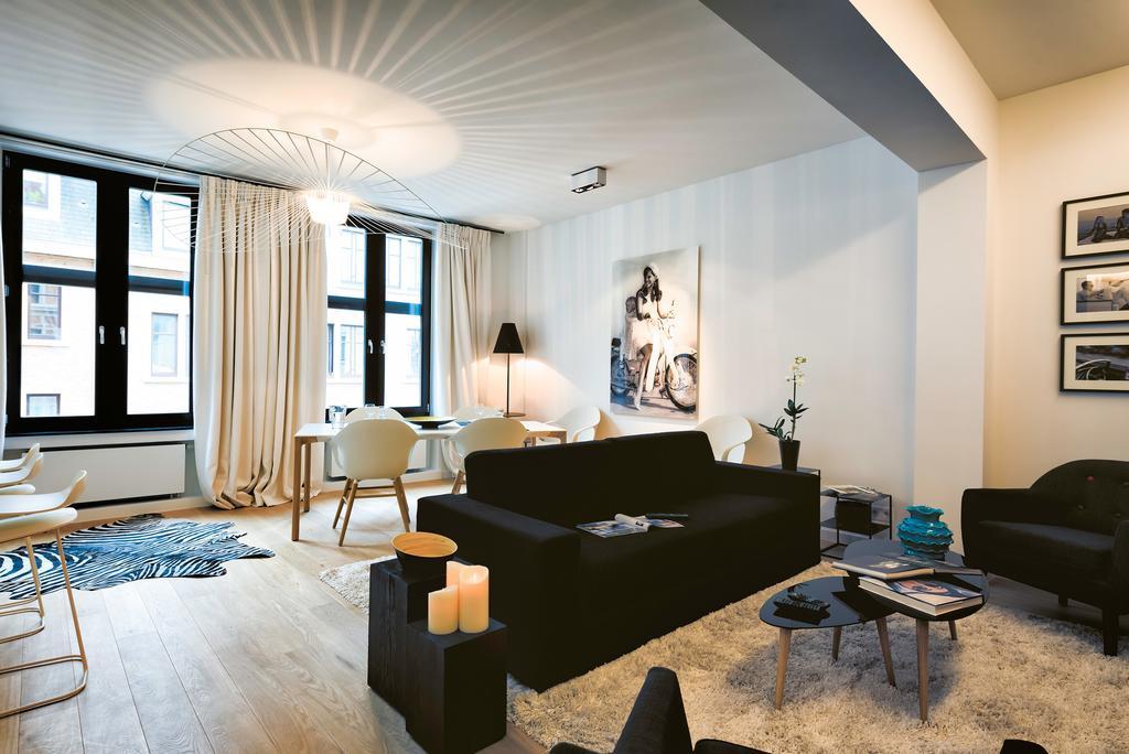 Charles Home - Grand Place Aparthotel Brussels Room photo