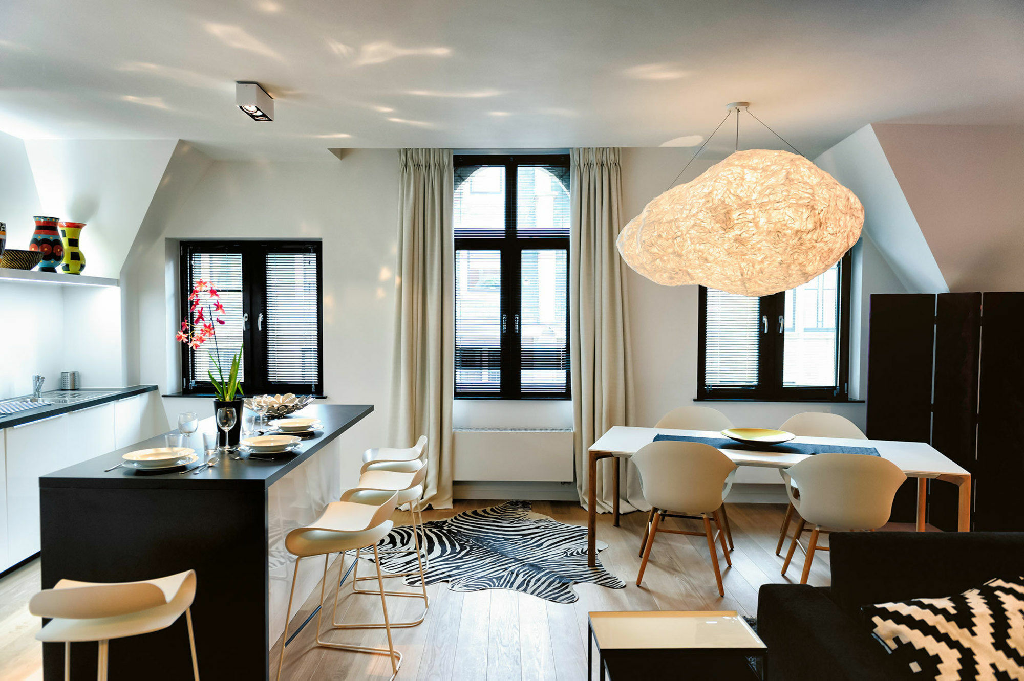 Charles Home - Grand Place Aparthotel Brussels Exterior photo