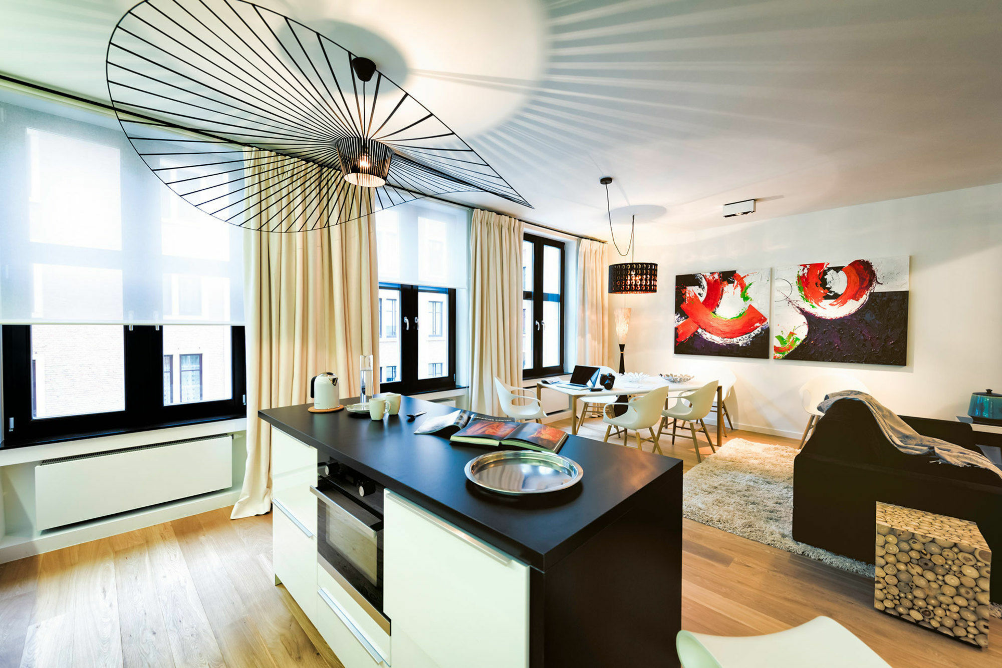 Charles Home - Grand Place Aparthotel Brussels Exterior photo